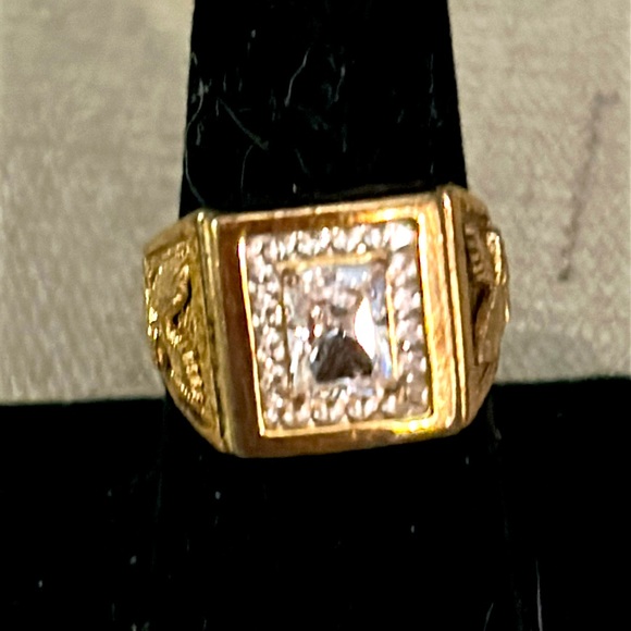 Men’s gold plated with emerald cut C Z Center - Picture 1 of 3